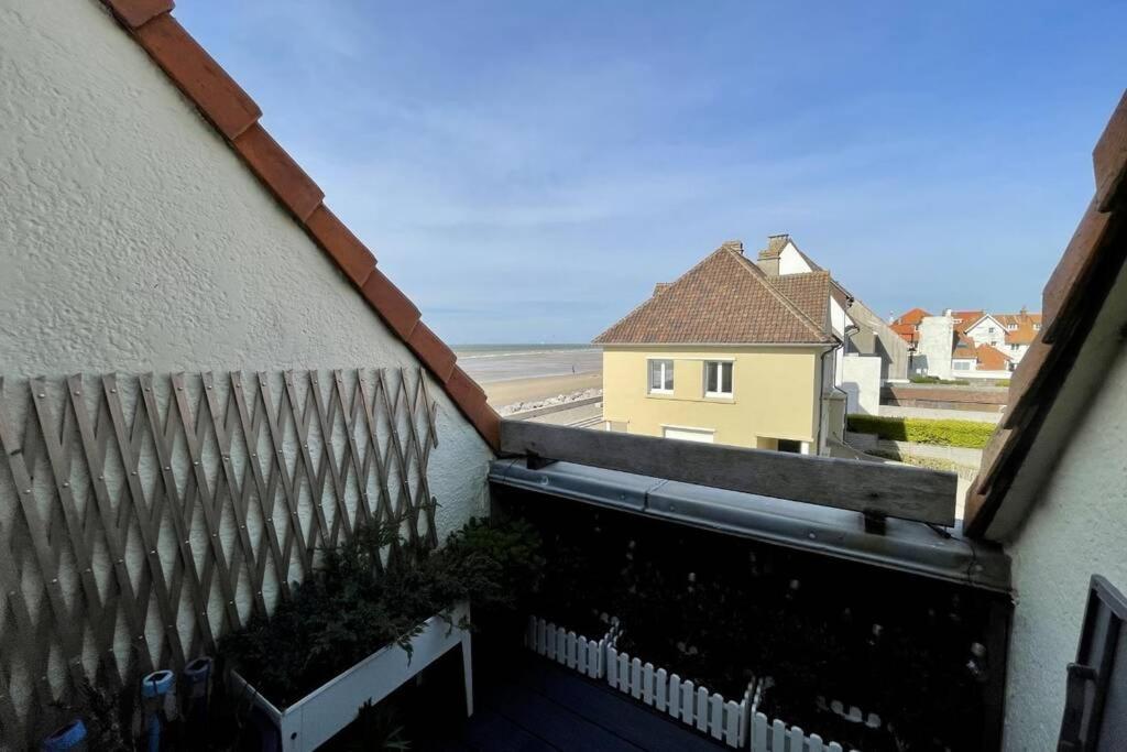 Duplex Avec Jacuzzi Vue Imprenable Sur La Baie De Wissant Apartment ภายนอก รูปภาพ